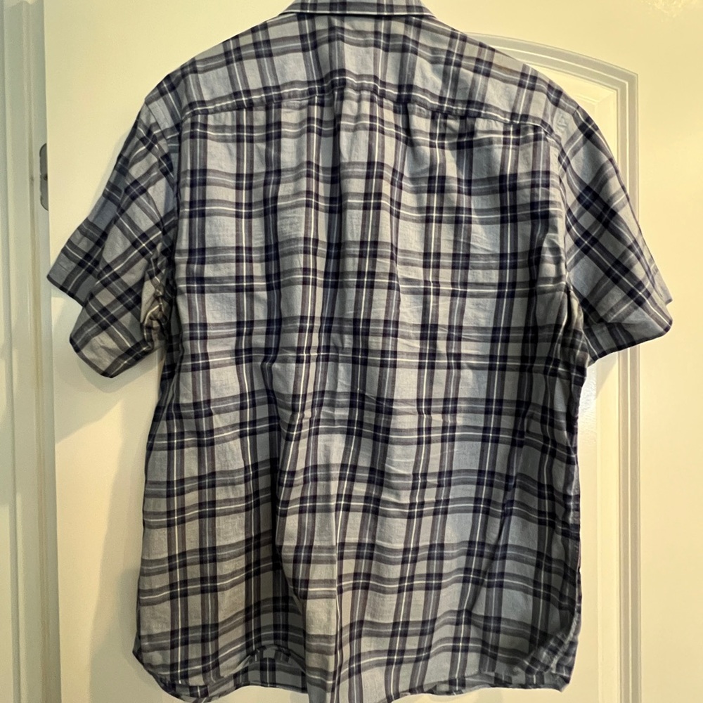 UNTUCKit Shirt- L